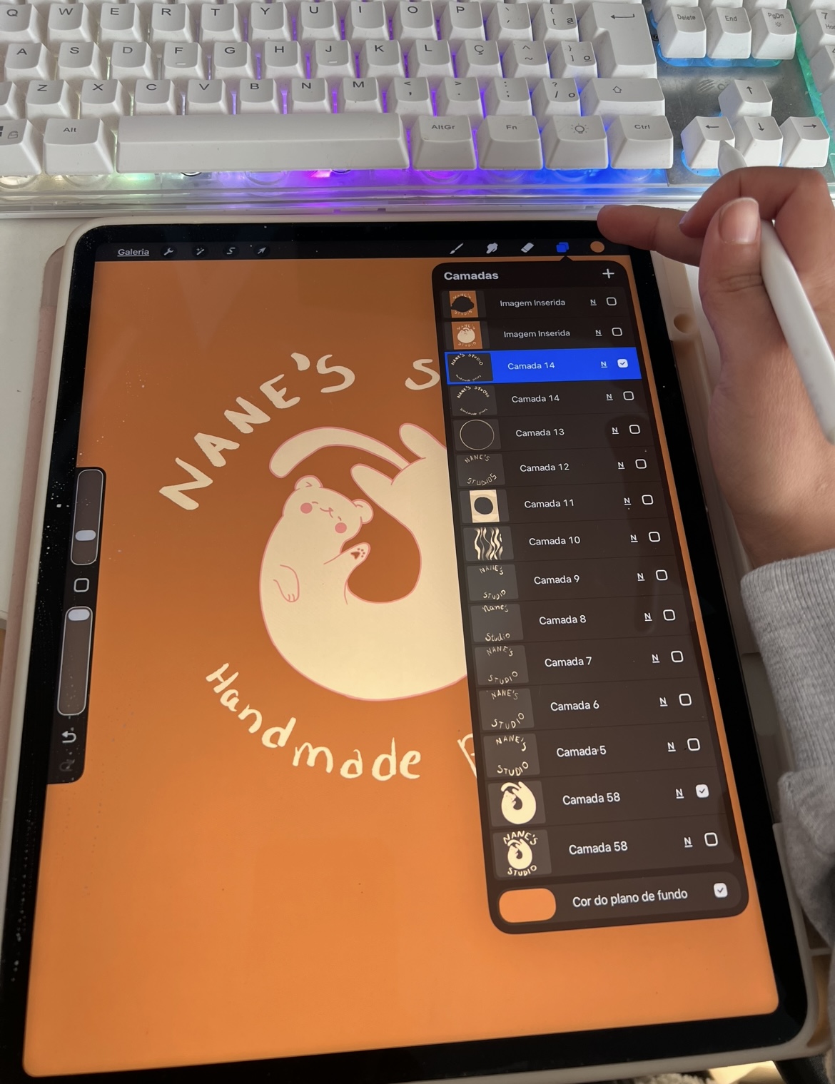 Drawing logo on iPad